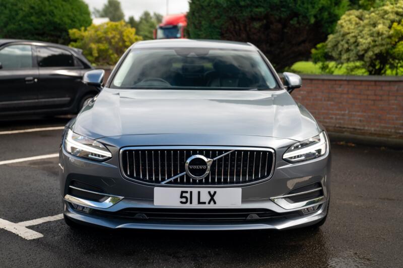 VOLVO S90