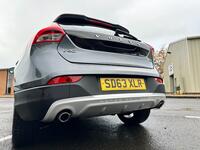 VOLVO V40 CROSS COUNTRY