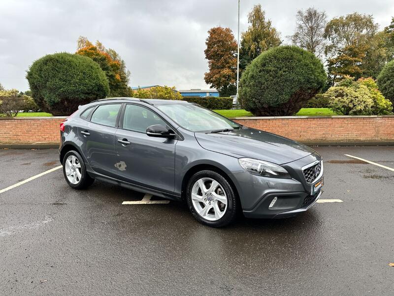 VOLVO V40 CROSS COUNTRY